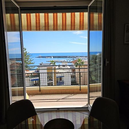 La Baia Nel Porto Apartman San Remo Kültér fotó